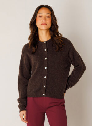 Base level Yuli vest donker bruin